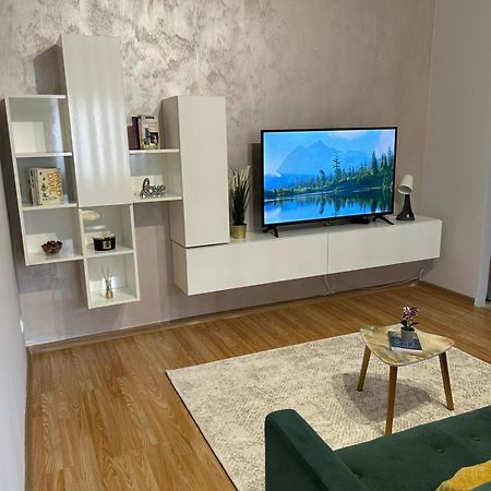 Luxury Studio Ploieşti Extérieur photo